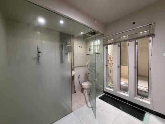 dijual rumah purimas regency
