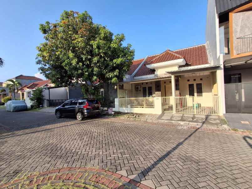 dijual rumah purimas regency