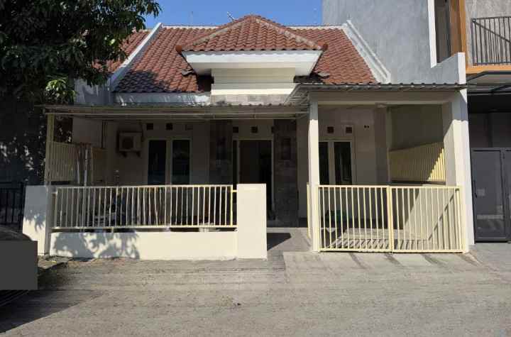 dijual rumah purimas regency