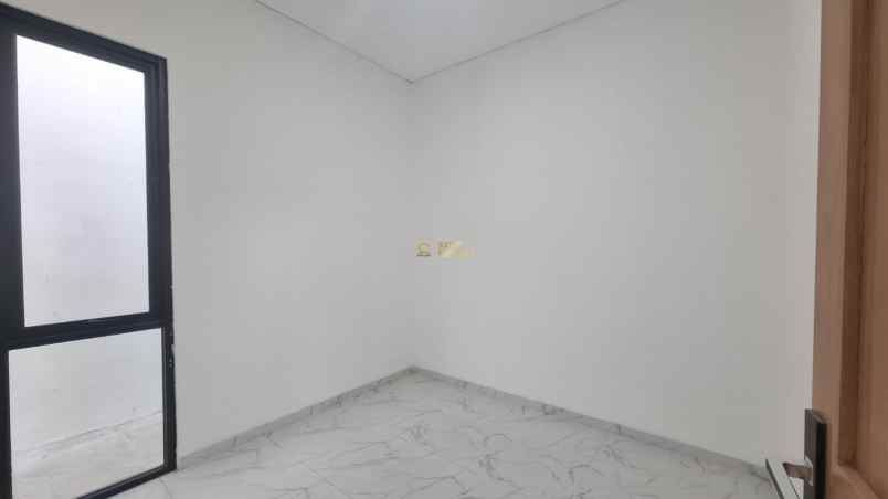 dijual rumah purwomartani