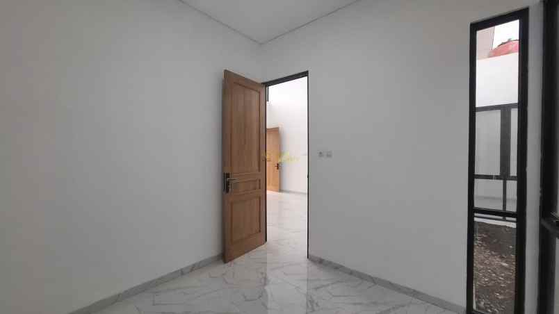 dijual rumah purwomartani