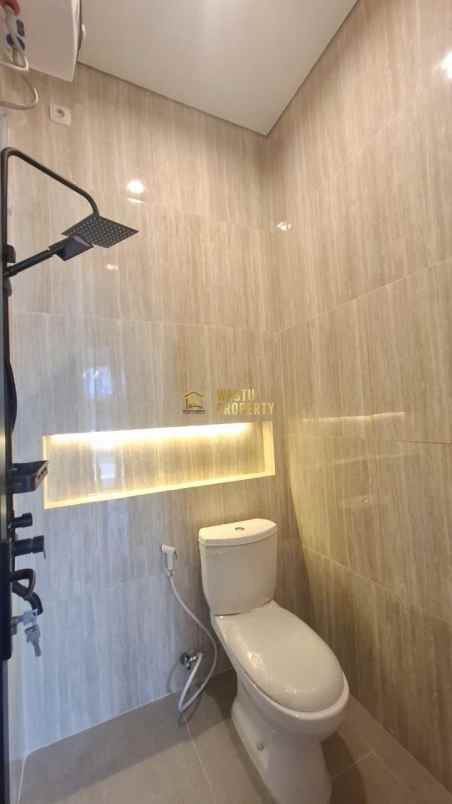 dijual rumah purwomartani kalasan