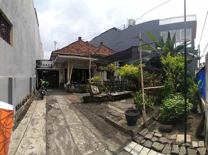 dijual rumah pusat kota jl pandan surabaya