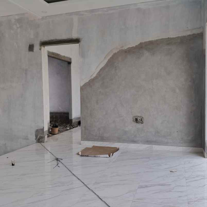 dijual rumah radio dalam gandaria utara