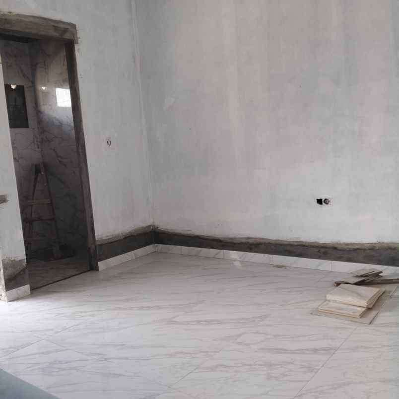 dijual rumah radio dalam gandaria utara