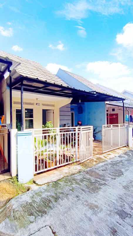 dijual rumah rangkapan jaya