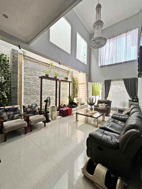 dijual rumah rawamangun jakarta timur