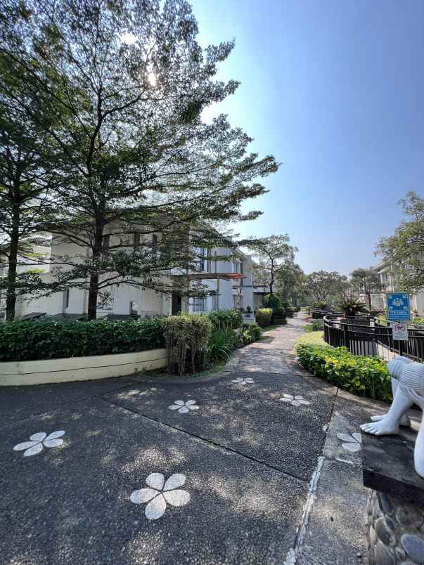 dijual rumah river valley residence