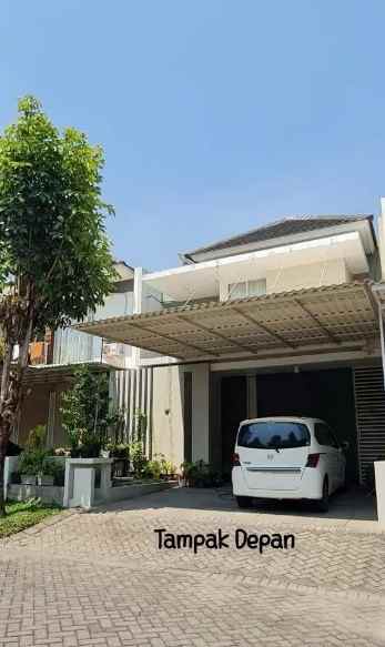 dijual rumah royal residence