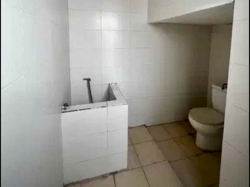 dijual rumah ruko green mansion