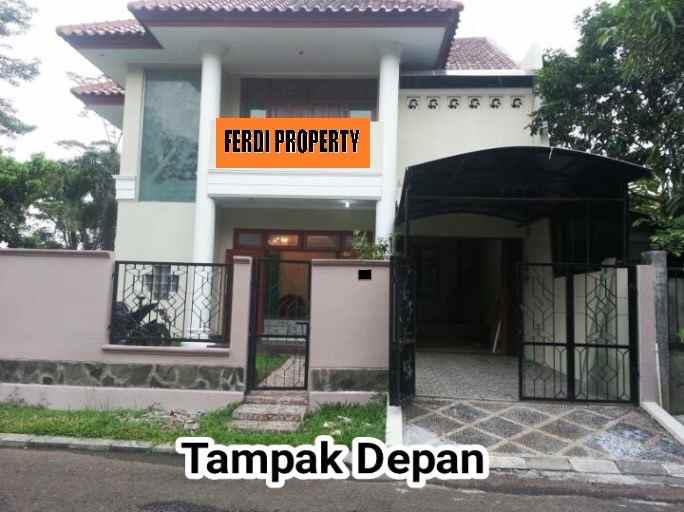 dijual rumah rumah mewah dekat mal