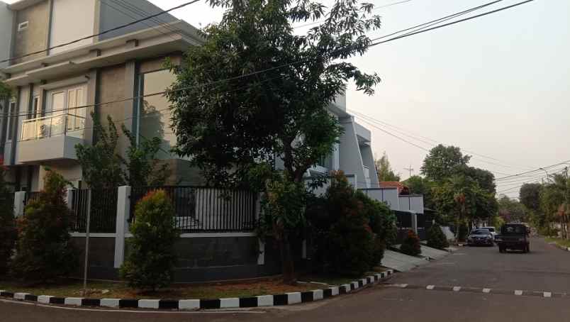 dijual rumah rumah pulomas jakarta timur