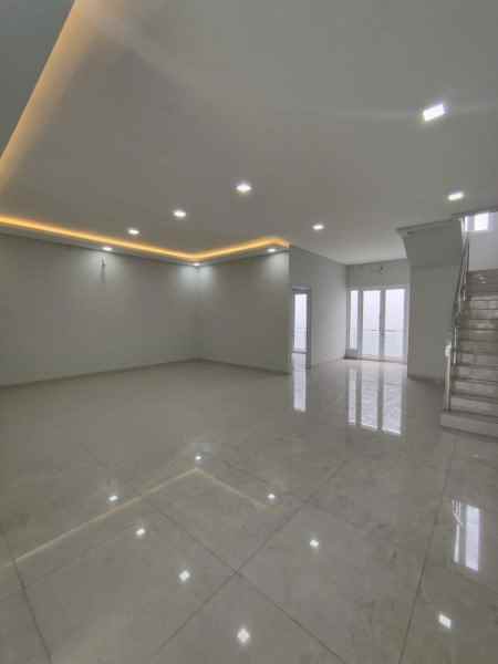 dijual rumah rumah pulomas jakarta timur