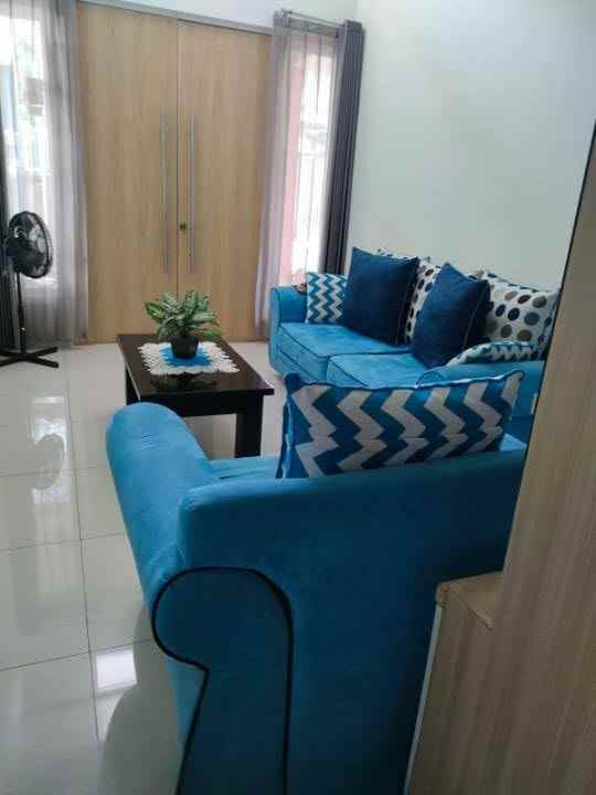 dijual rumah rungkut