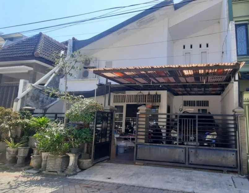 dijual rumah rungkut asri
