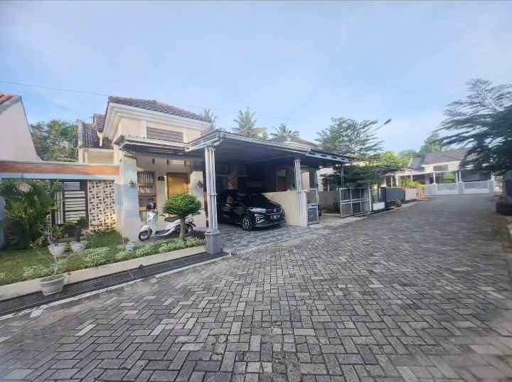 dijual rumah sapphire tanjung