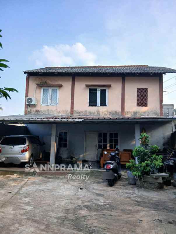dijual rumah second shm dekat stasiun depok lama