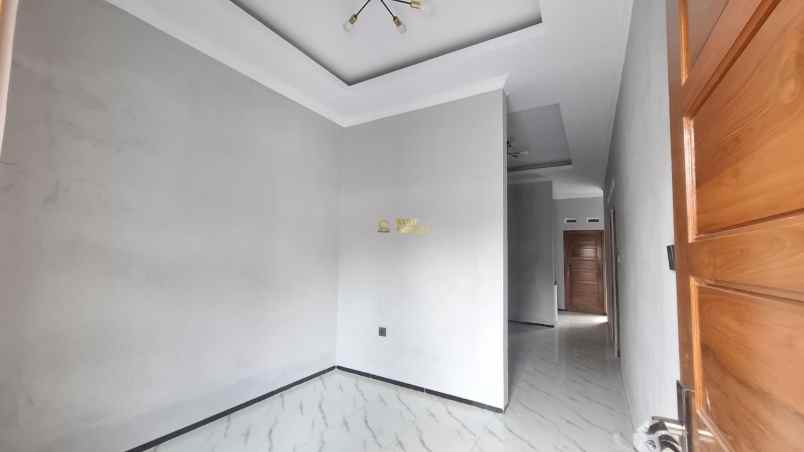 dijual rumah selomartani