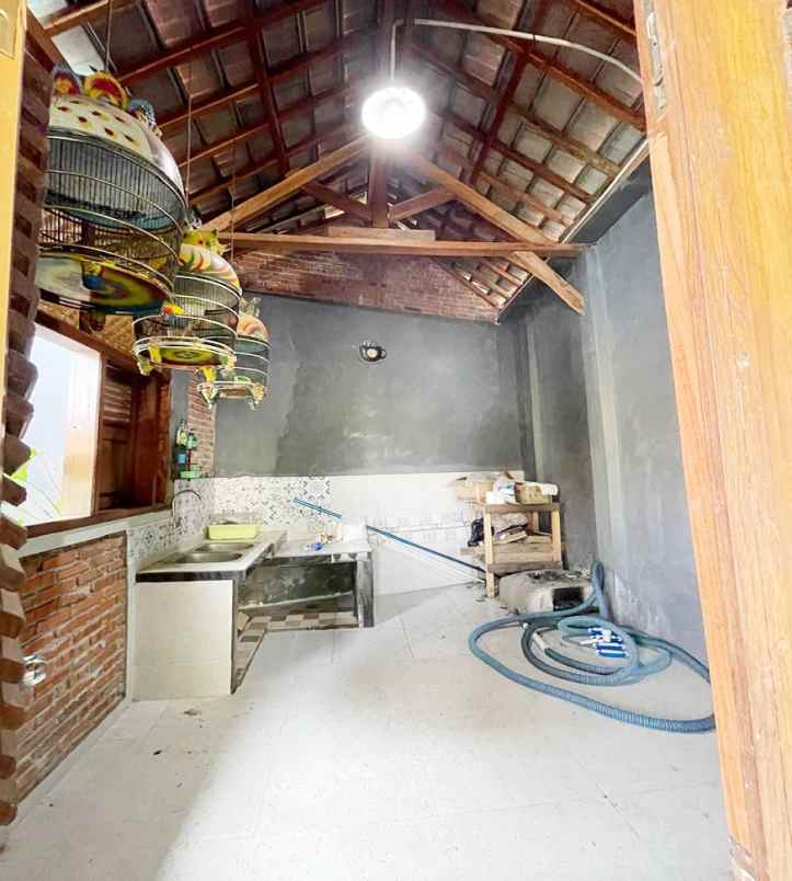 dijual rumah sendang kel penanggungan