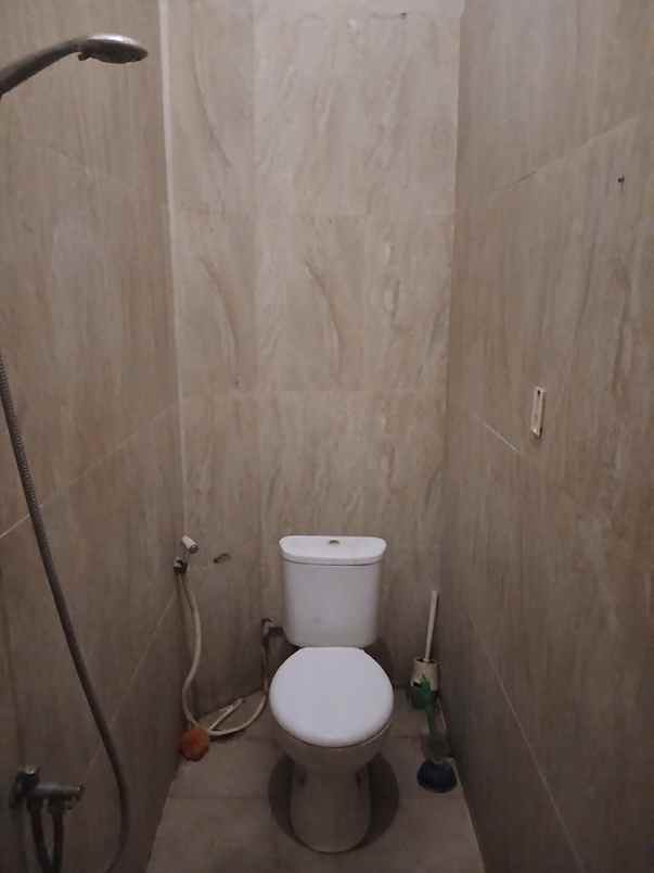 dijual rumah setu indah