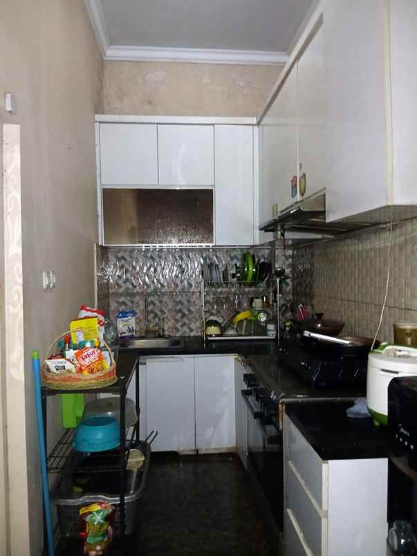 dijual rumah setu indah
