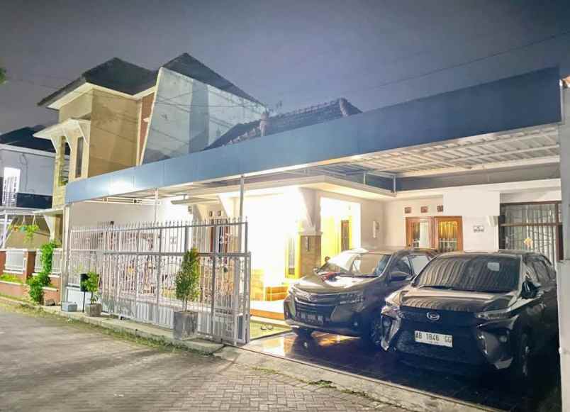 dijual rumah sidoarum