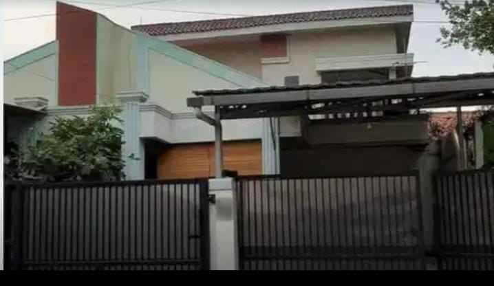 dijual rumah strategis dekat lrt