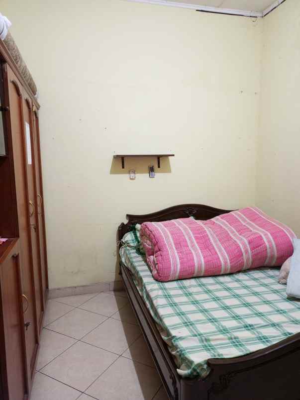 dijual rumah strategis siap huni