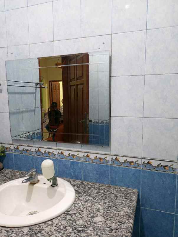dijual rumah strategis siap huni