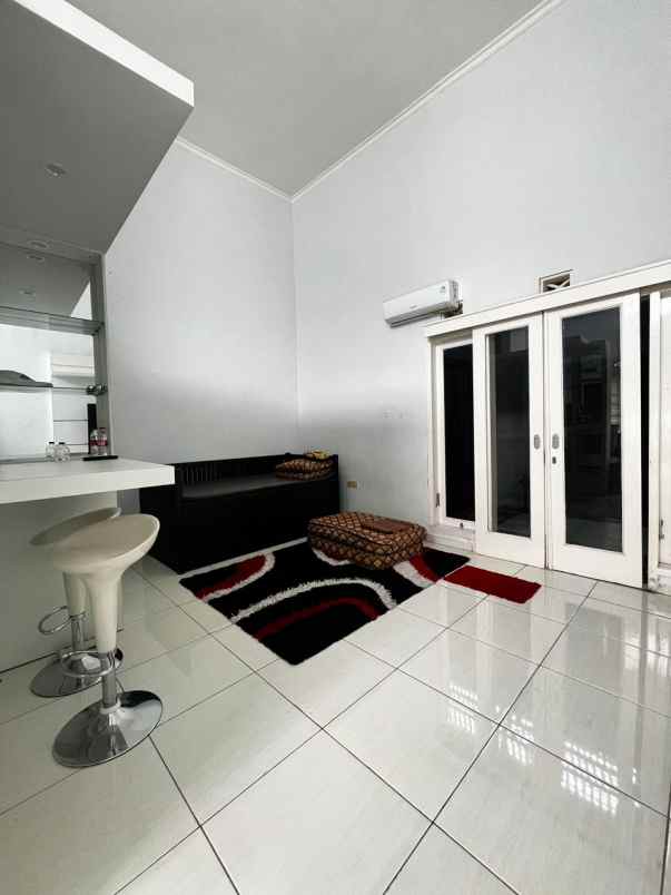 dijual rumah suhat permata jingga kota