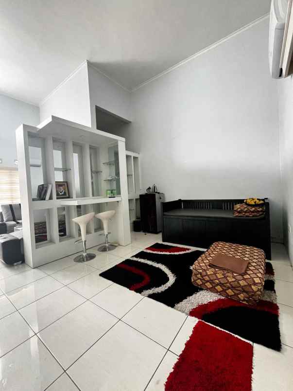 dijual rumah suhat permata jingga kota