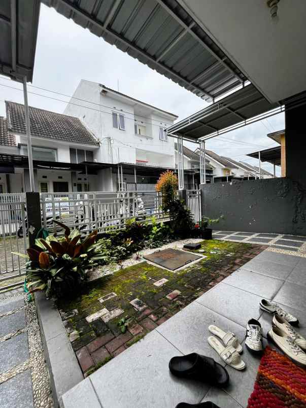 dijual rumah suhat permata jingga kota