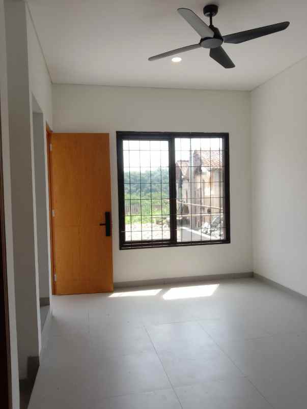 dijual rumah sukahati cibinong bogor