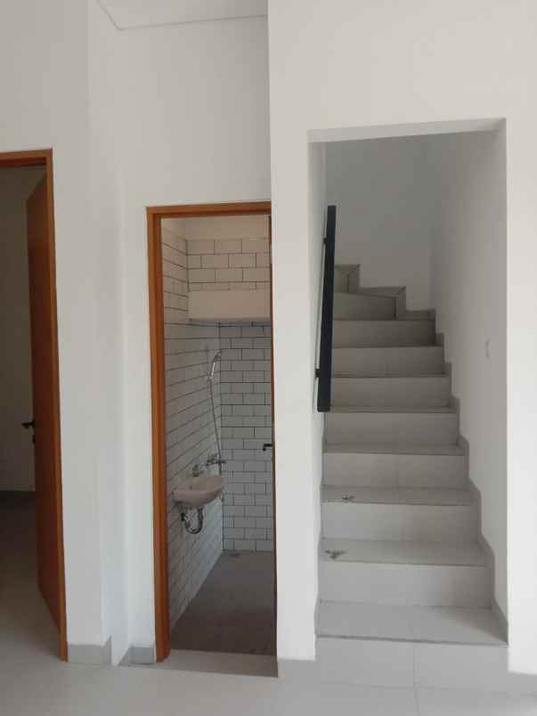 dijual rumah sukahati cibinong bogor