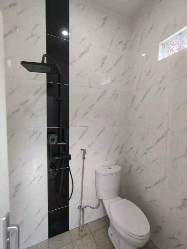 dijual rumah sumberadi