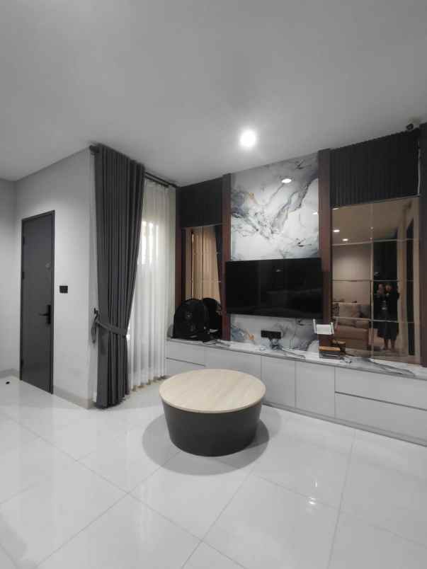 dijual rumah summarecon bandung cluster