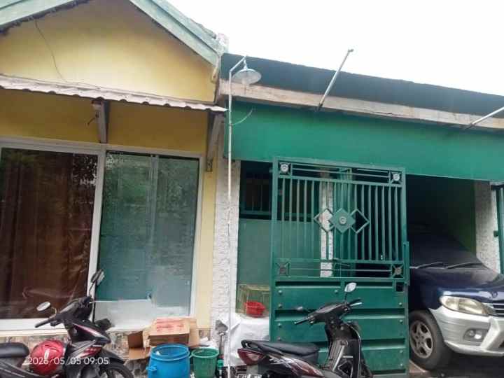dijual rumah swan menganti park