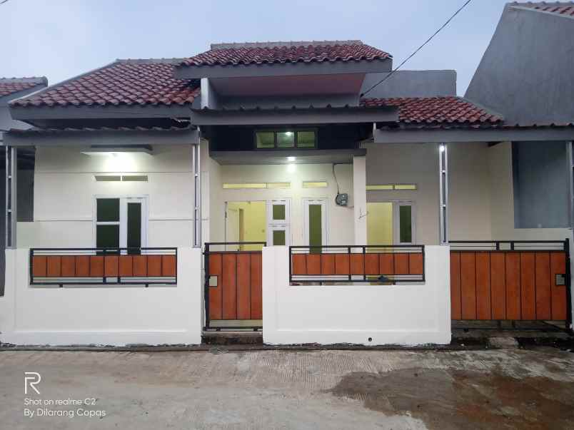 dijual rumah tahap finishing dekat stasiun krl