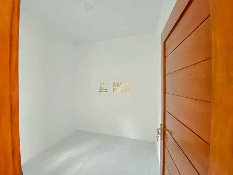 dijual rumah tamanmartani kalasan