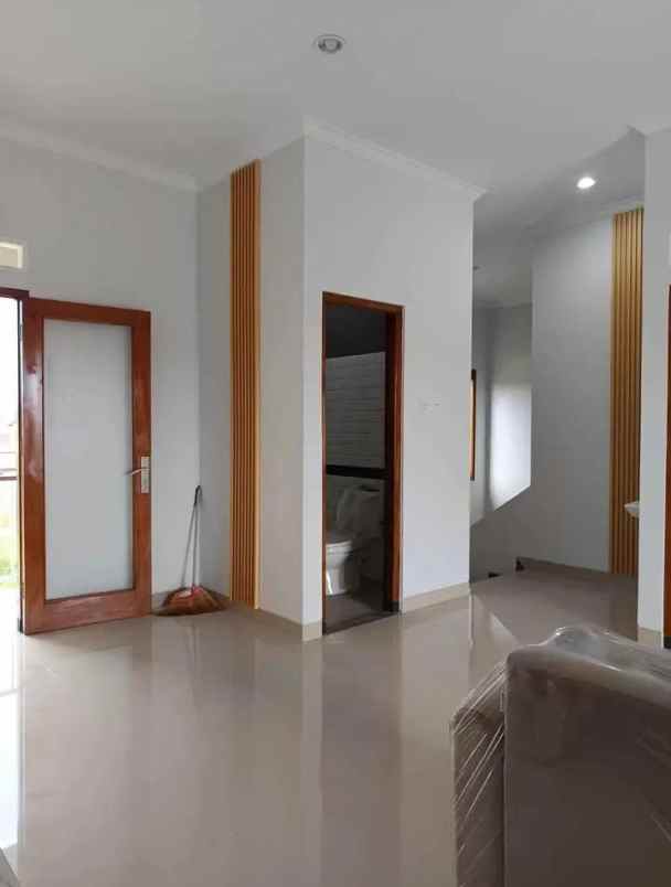 dijual rumah tamanmartani kalasan