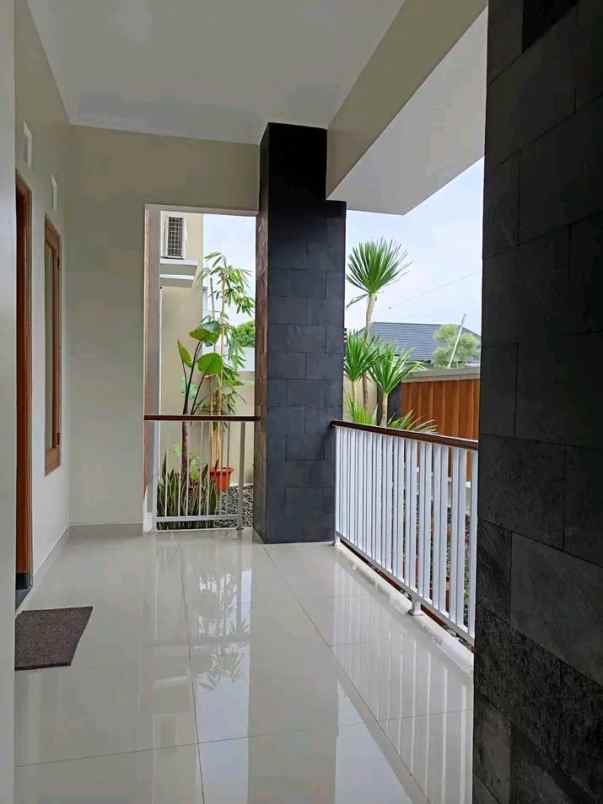 dijual rumah tamanmartani kalasan