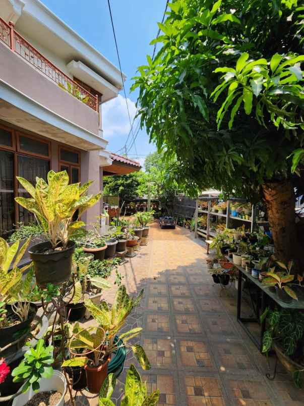 dijual rumah tanah kusir