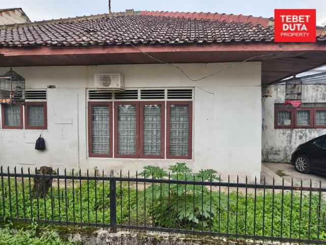 dijual rumah tebet timur