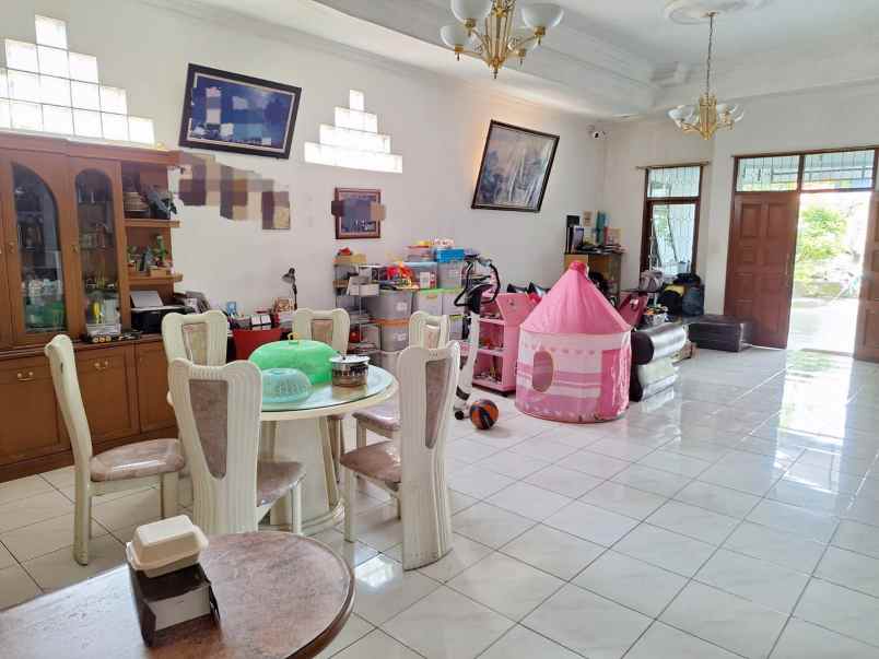 dijual rumah tempat usaha jl gatot subroto bandung