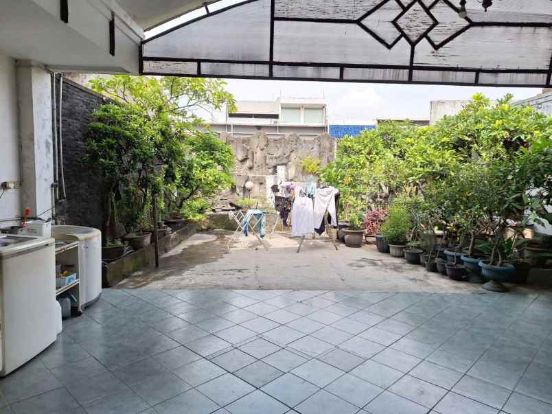 dijual rumah tempat usaha jl gatot subroto bandung