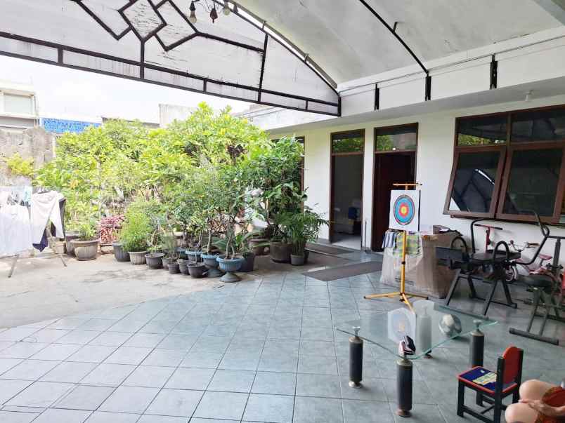 dijual rumah tempat usaha jl gatot subroto bandung