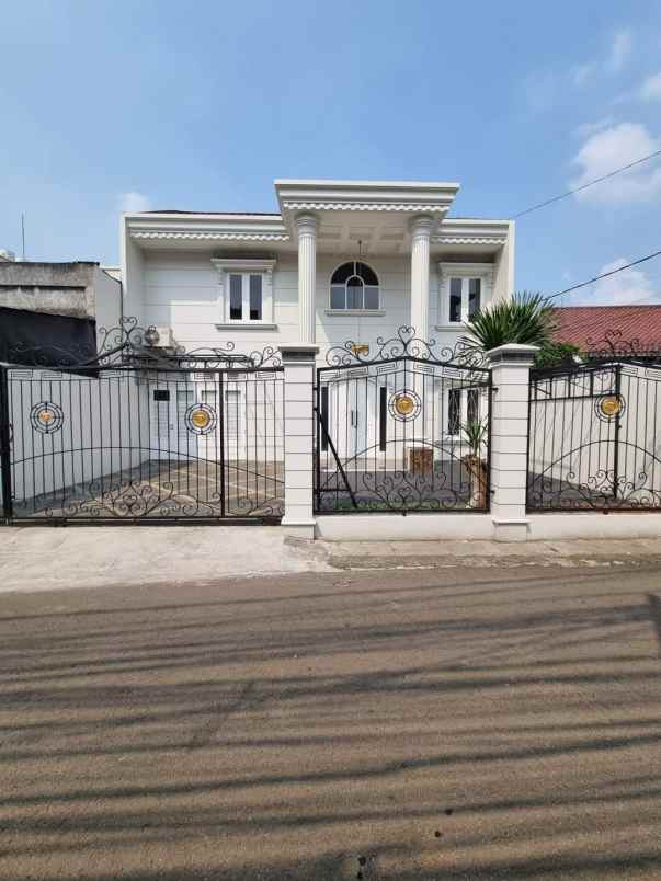 dijual rumah terogong cilandak
