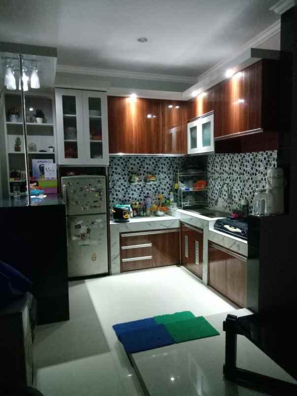 dijual rumah titian asri