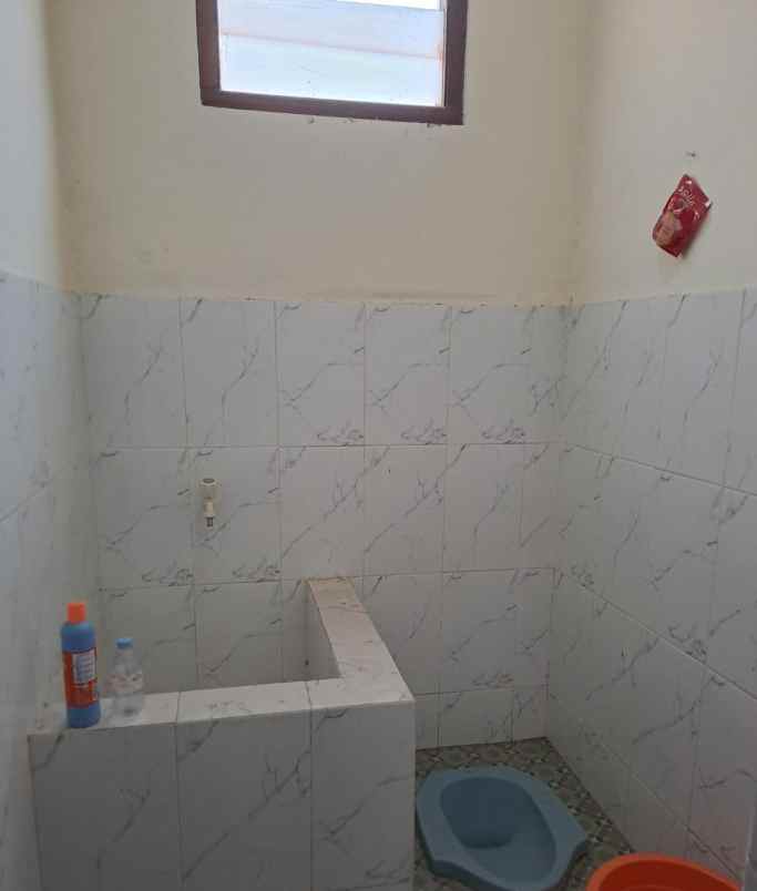 dijual rumah trihanggo