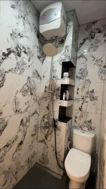 dijual rumah tugu cimanggis